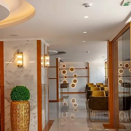 Ξενοδοχείο με διαμερίσματα Rhodos Horizon Boutique-adults Only